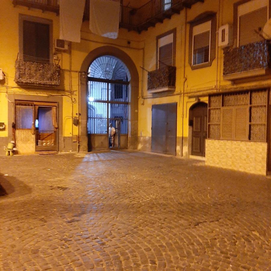 דירות Civico 5 Appartament Napoli Centro מראה חיצוני תמונה