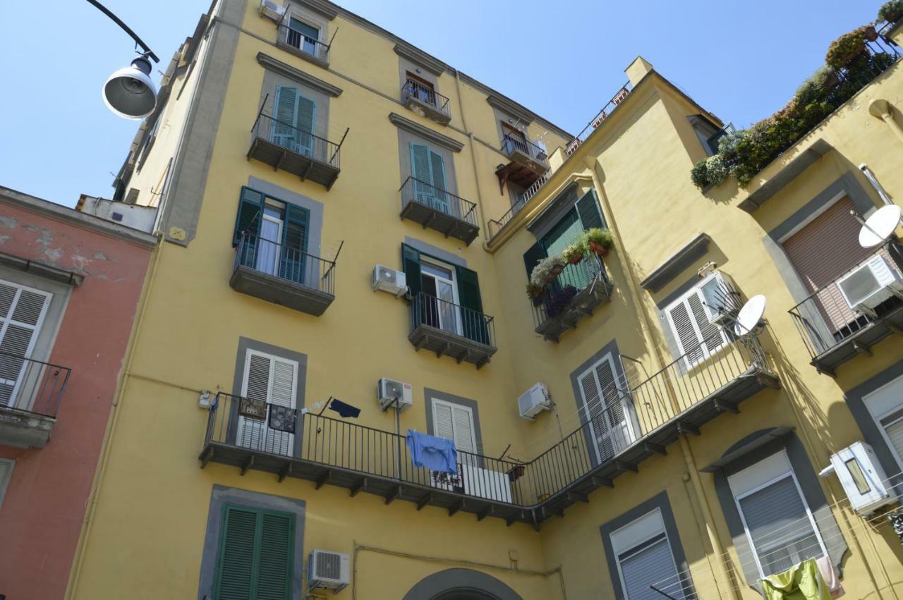 דירות Civico 5 Appartament Napoli Centro מראה חיצוני תמונה