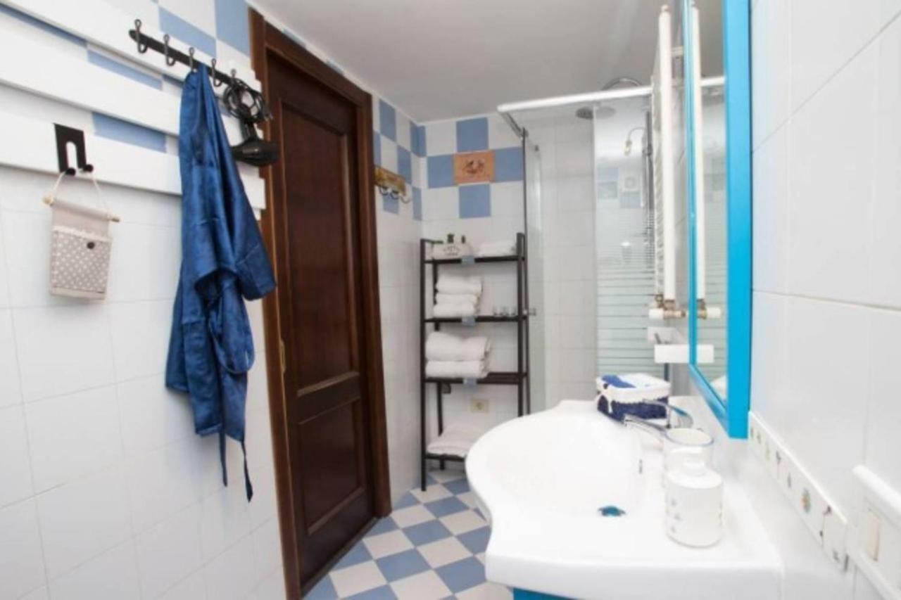 דירות Civico 5 Appartament Napoli Centro מראה חיצוני תמונה